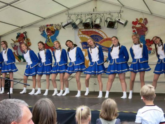 Strassen-_und_Hoffest 2014_014.jpg